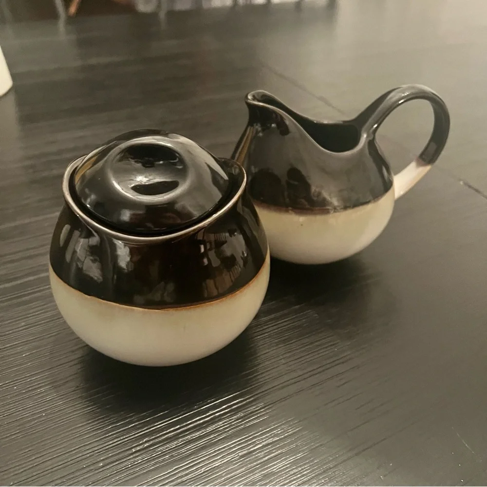 Sangho Nova Black 4932 Vintage two toned cream and sugar set brown and cream